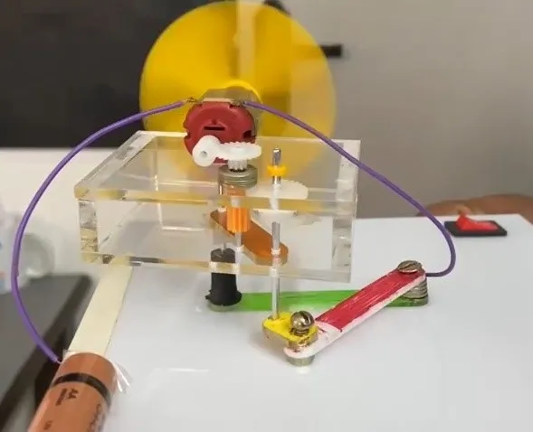 Oscillating Fan Mechanics